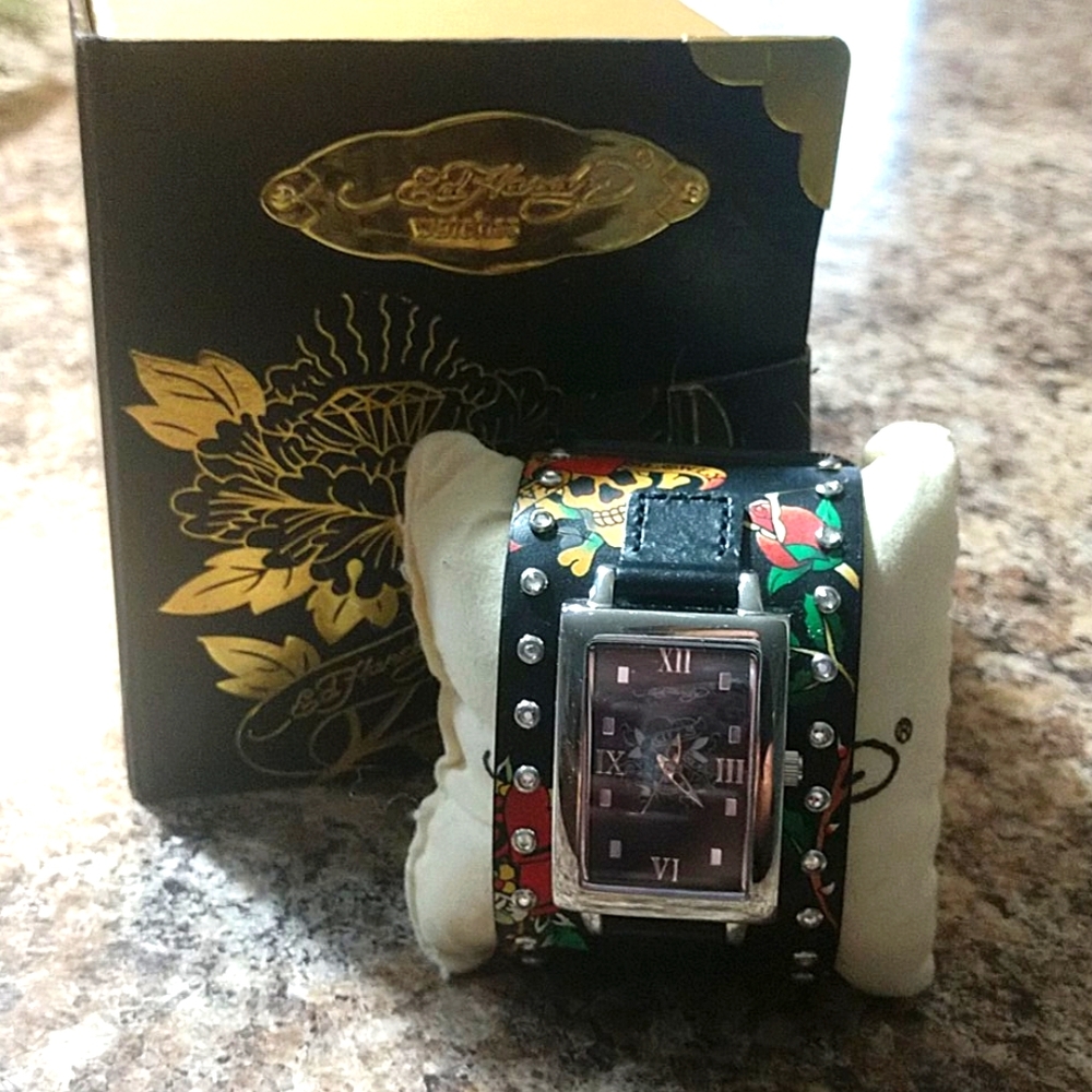 ✨ ED Hardy watch ✨